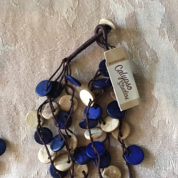 3 Bundled Shell Necklaces-Calypso Studios NWT - Picture 8 of 8